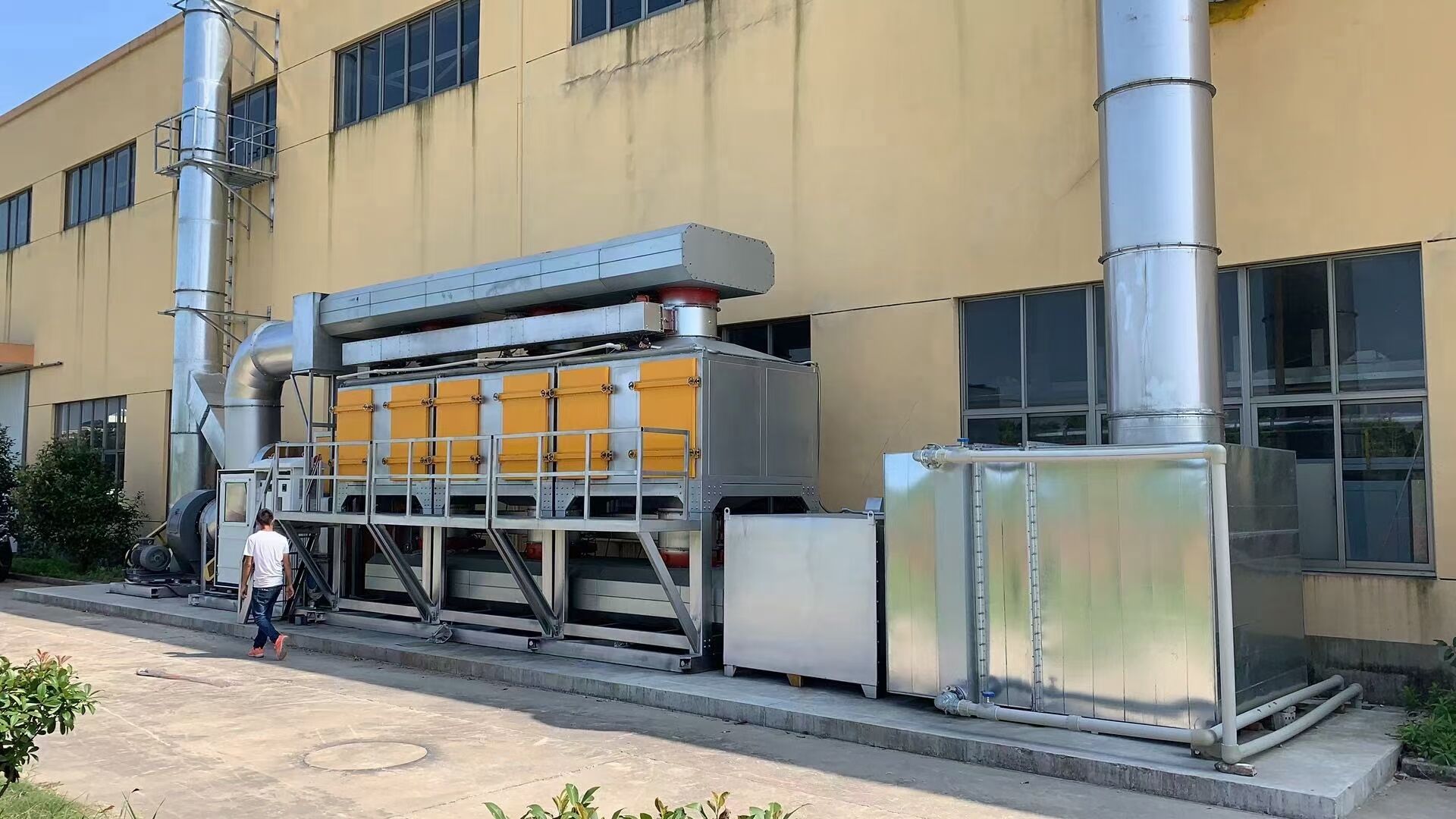 機(jī)械制造廠里的廢氣處理